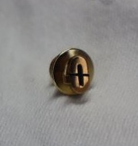 lot 392 image: 10K gold filled CP tie tack by CTO. Marked on back 110 10K.