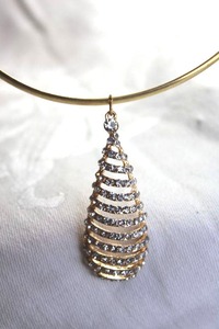 lot 575 image: Gold finish omega choker with convex rhinestone pendant. 12-14L with 2 pendant