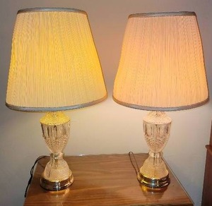 lot 119 image: Pair of Quality Crystal Lamps