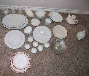 lot 25 image: Lot of 52 Pieces of Misc Vintage Primarily White and Off White Dinnerware