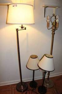 lot 46 image: Lot of Four Modern Lamps