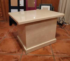 lot 144 image: Vintage Larger Marble EndSide Table