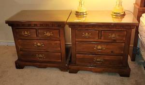 lot 121 image: Pair of Link-Taylor Glass Topped Dovetailed Four Drawer Nightstands