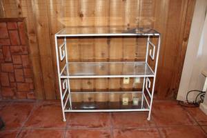 lot 166 image: Vintage Mid Century 3 Mirrored Glass Shelves