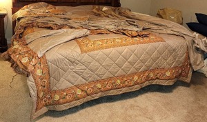 lot 132 image: Vintage FullQueen Bedroom Fabric Set Including Gathered Fabric Shade