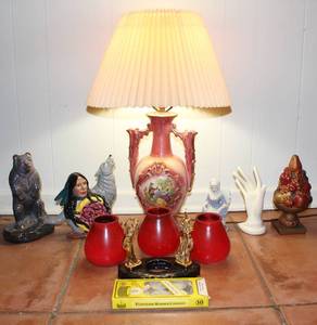 lot 48 image: Lot of Knick Knacks with Beautiful Vintage Pink Lamp