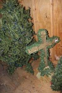 lot 252 image: Christmas Tree with Lights, Cross with Lights, and Christmas Wreath