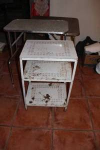 lot 288 image: Mid-Century Tables