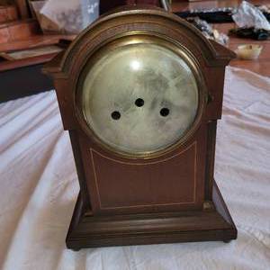 lot 219 image: Antique Mahogany Mantel Clock Case