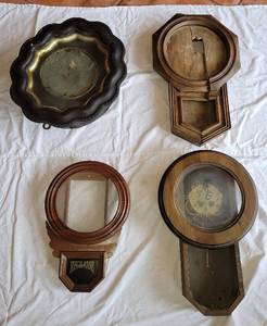 lot 208 image: Lot of Four Wall Mounted Vintage Clock Cases