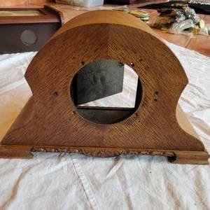 lot 214 image: Antique Oak Mantle Clock Case