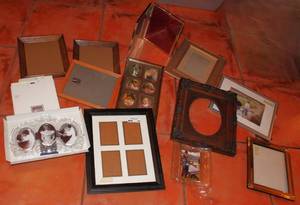 lot 195 image: Lot of Ornate Frames - Some Vintage