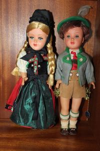 lot 24 image: Vintage German Girl and Boy Dolls