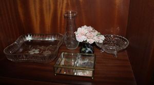 lot 25 image: Lead Crystal Platter, Vase and footed bowl, Miniature Vase with Flowers and Brass and GlassTrinket Box