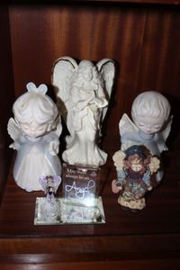 lot 45 image: Angel Figurines