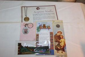 lot 70 image: Small Giftable Trinkets as shown
