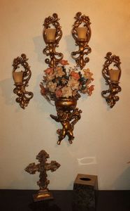 lot 98 image: Gold Toned Wall Decorations and More