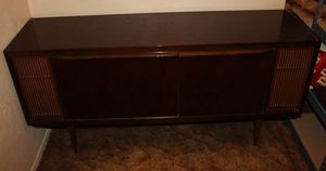 lot 102 image: Vintique Graets Stereo Record Player, Powered on, See Photos