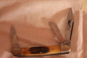 lot 259 image: Vintage Craftsman knife