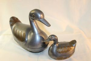 lot 348 image: Pewter Ducks