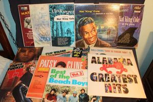 lot 357 image: Vinyl Records