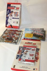 lot 437 image: Collector Card packs