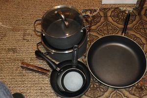 lot 144 image: Teflon coated cookware