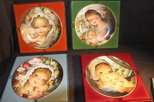 lot 409 image: Four Schmid Collectors Plates, Floral Mother and Child, Avian Mother and Child, Orchard Mother and Child, and Pastoral Mother and Child all by Juan Ferradiz