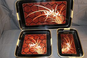 lot 416 image: Plastic Asian inspired Trays