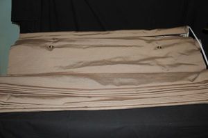 lot 483 image: Shades