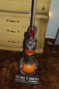 lot 495 image: Dyson Vacuum