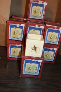 lot 502 image: Tealight Candle Holders