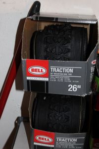 lot 512 image: Bike Tires 26