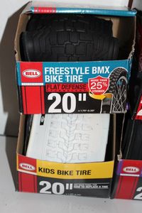 lot 515 image: Replacement Bike Tires 26