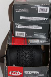 lot 520 image: Replacement Bike Tires and self sealant tubes