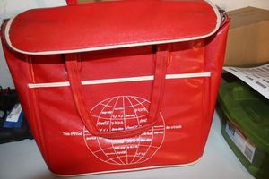 lot 572 image: Vintage Cooler Bag