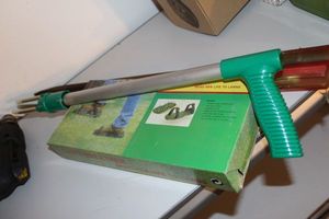 lot 577 image: Gardening items