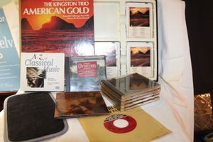 lot 456 image: Eight Track Tapes, CDs and more