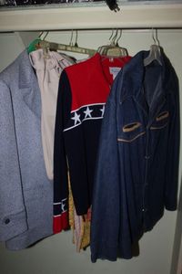 lot 464 image: Vinage Coats