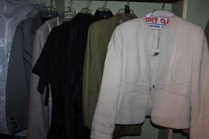 lot 469 image: Womens Clothing