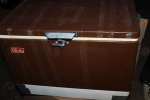 lot 510 image: Vintage Coleman Cooler