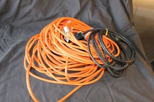 lot 613 image: Extension Cords