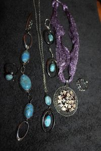 lot 389 image: Jewelry Earrings, Necklaces, Bracelet and Rings (size 6)
