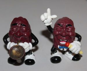 lot 38 image: Vintage California Raisins