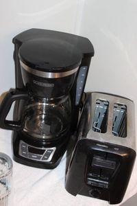 lot 61 image: Black and Decker Coffee Maker and Toaster