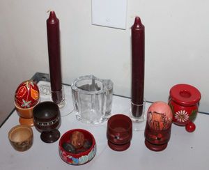 lot 71 image: Red Home Dcor, Candles Eggs, Egg Holders and more