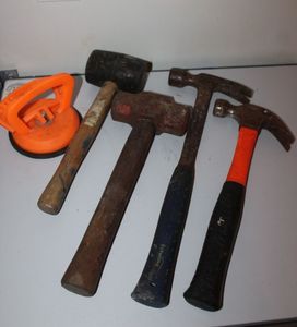 lot 98 image: Hammers