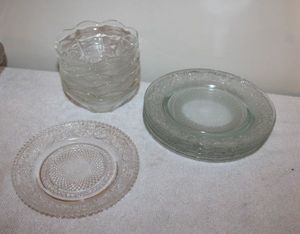 lot 157 image: Glass Dishes