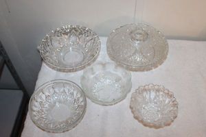 lot 158 image: Glas Dishes