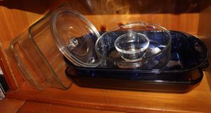 lot 171 image: Glass Bakeware and Casserole Dishes
